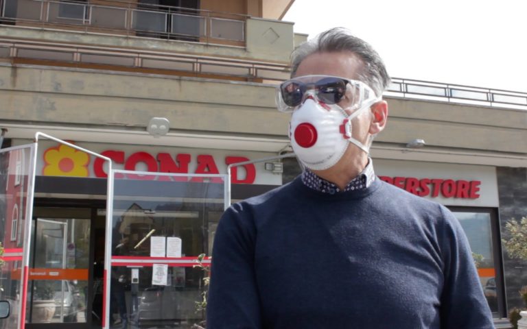 VIDEO / Conad, si parte con i buoni spesa. Il direttore: “I nuovi poveri aumentano giorno dopo giorno”