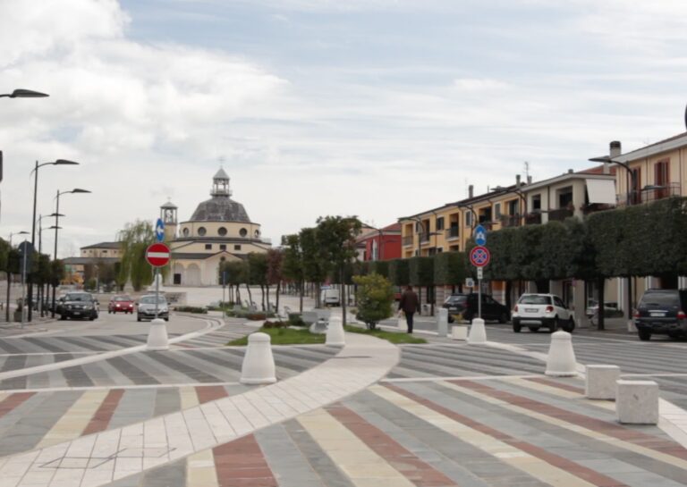 Lioni, insegnante positiva al Covid: scuola evacuata