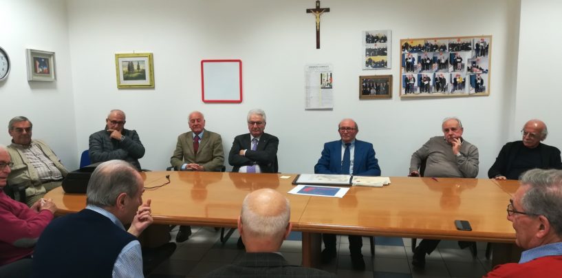 I medici dell’Ampom donano camici monouso, tute e smartphone all’ospedale Moscati