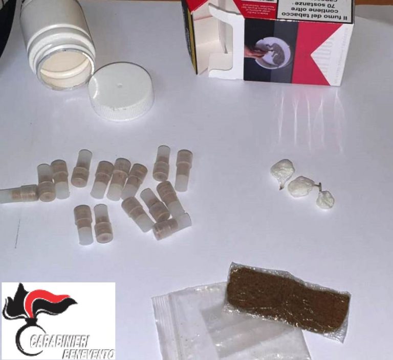 In auto con eroina, hashish e crack: carabinieri di Morcone arrestano una pusher 44enne