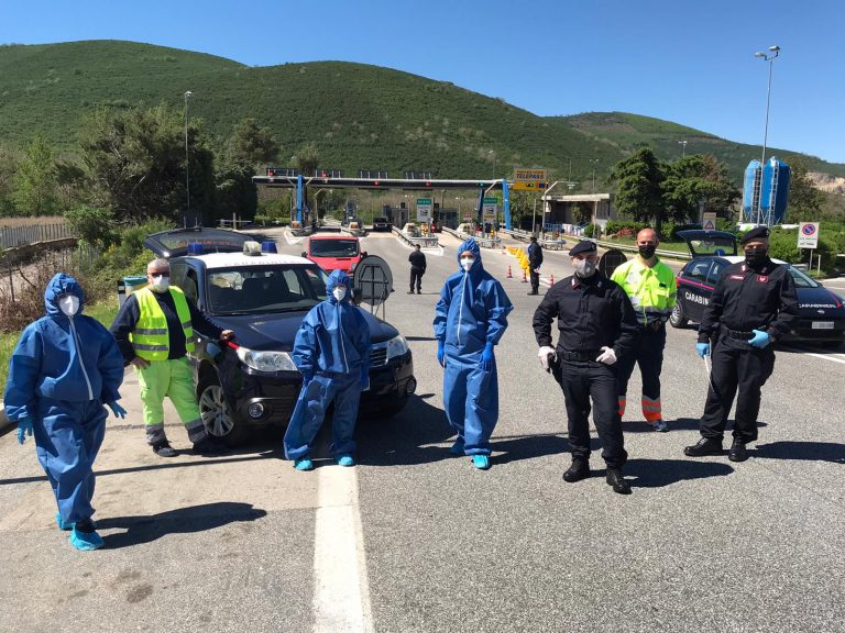 VIDEO-FOTO/ Task-force Forze dell’Ordine-Asl: controlli serrati ai caselli autostradali irpini