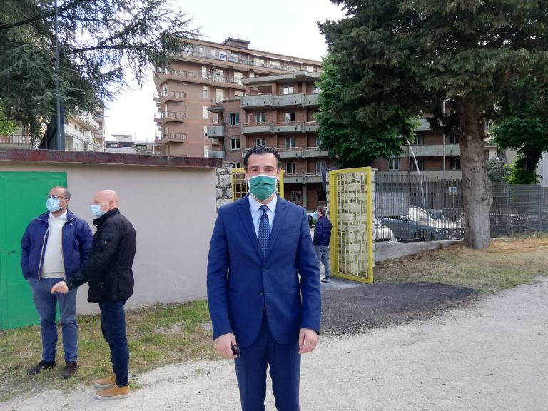 “Assembramenti”, il sindaco Festa ai giovani: “Non fatevi travolgere dagli eccessi di entusiasmo, evitatemi misure drastiche”