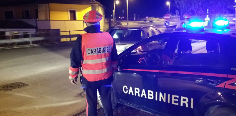 Sorpreso a cedere marijuana, 20enne denunciato per spaccio