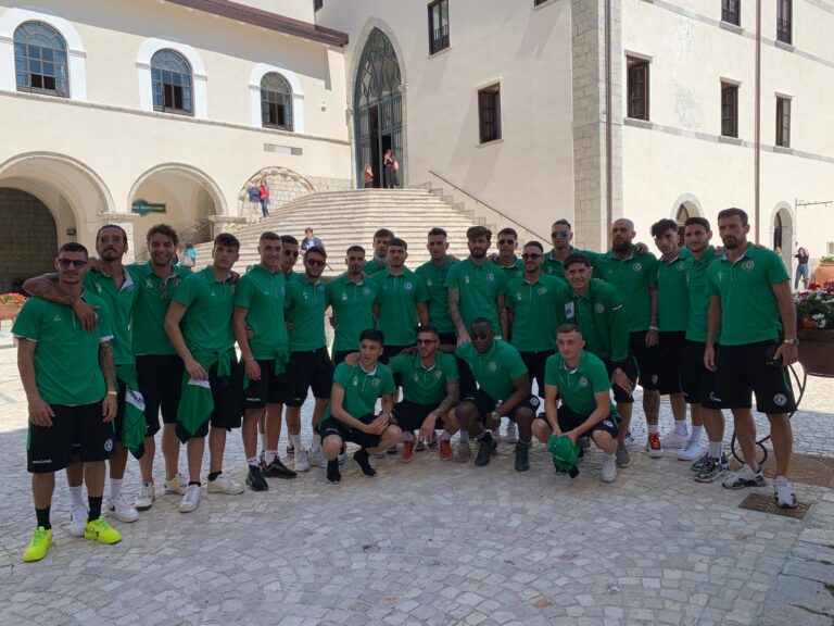 FOTO / Mercoledì i playoff, il lupo a Montevergine per la benedizione di Mamma Schiavona