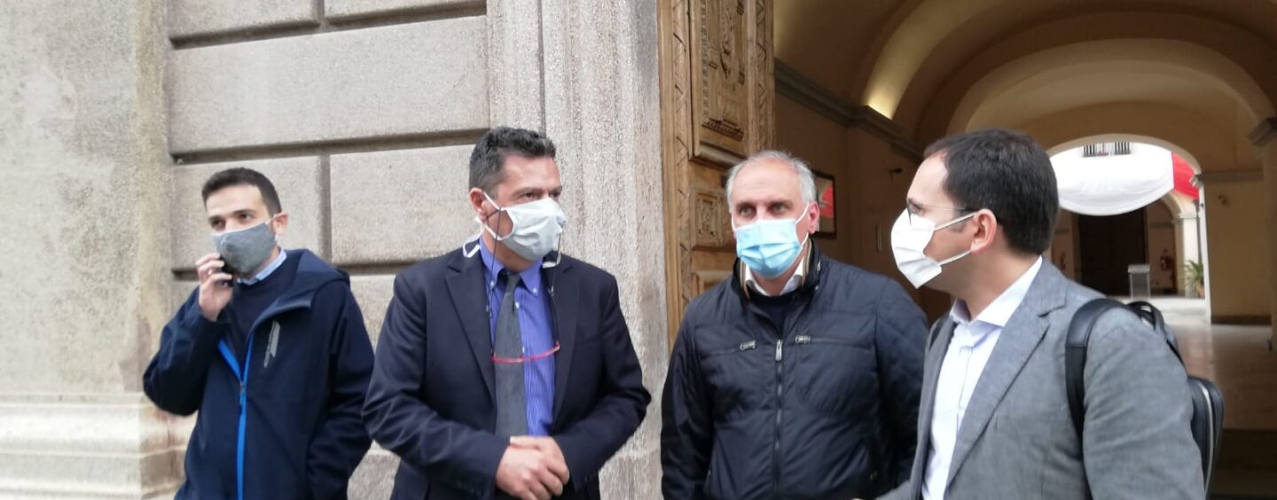 Movida, l’esposto della minoranza a Prefetto e Procuratore: “Verificare gli estremi di epidemia colposa”