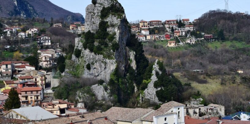 Schock a Pietrastornina, muore diacono nel corso della messa