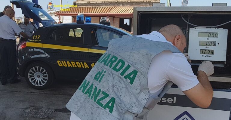 Carburante adulterato e di contrabbando: sequestrata una pompa di benzina a Pontecagnano