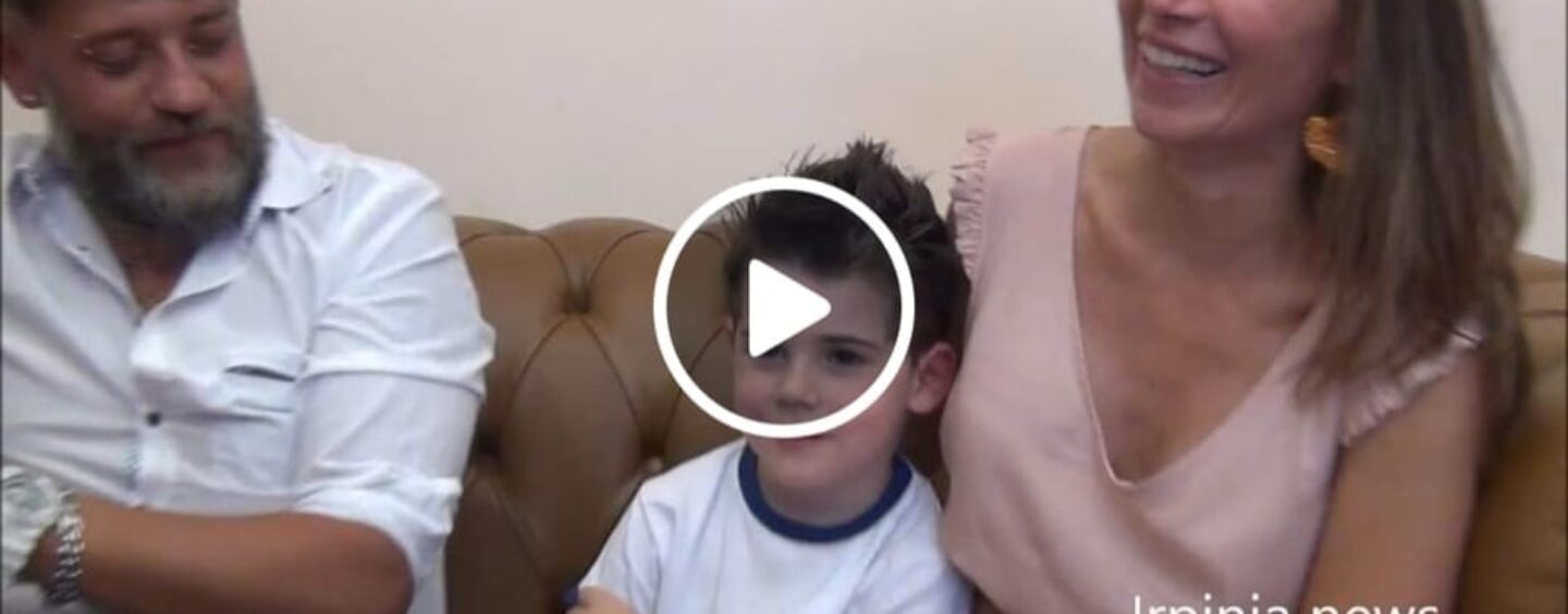 VIDEO/Il piccolo Ascanio torna a Mercogliano dopo le 2 operazioni al cuore e diventa sindaco per un giorno