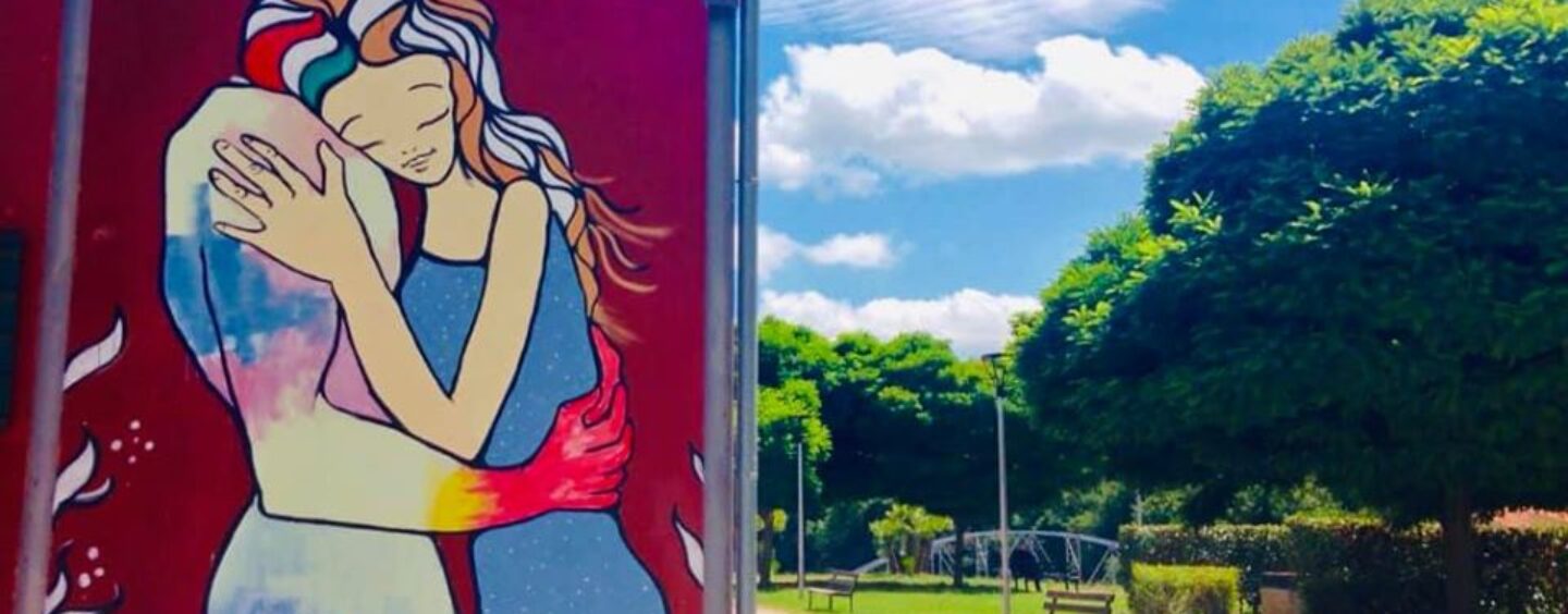 Parco Manganelli, il murale c’è. Il vicesindaco: “Un segnale di bellezza e di speranza”