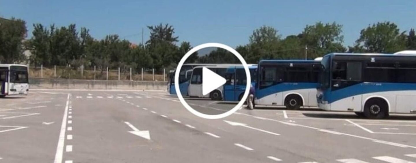 VIDEO/Terminal Bus di Avellino senza biglietti, pensiline e panchine inesistenti, bagni chiusi