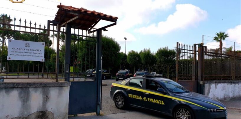 Guardia di Finanza Napoli: scoperta falsa associazione culturale, 24 persone lavoravano in nero