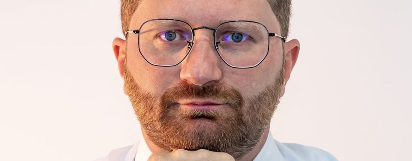 “Via gli enti inutili e zero imposte alle imprese che assumono”. Regionali, la proposta di De Angelis