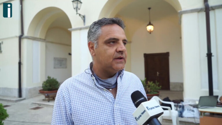 VIDEO/ Scuole, il sindaco di Montoro potrebbe posticipare la riapertura
