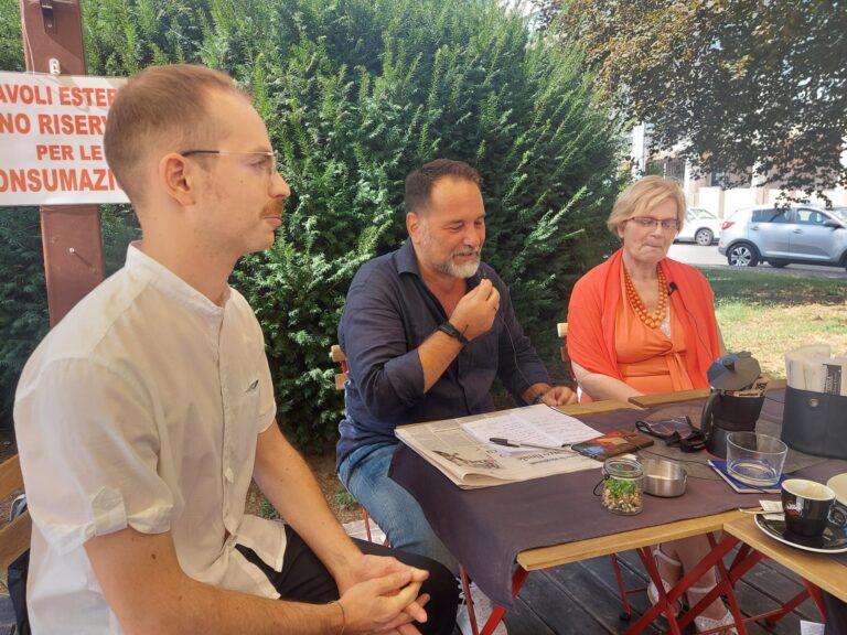 VIDEO / “L’Irpinia deve uscire dall’isolamento, ripartiamo dalla ferrovia”. I progetti della candidata Leo