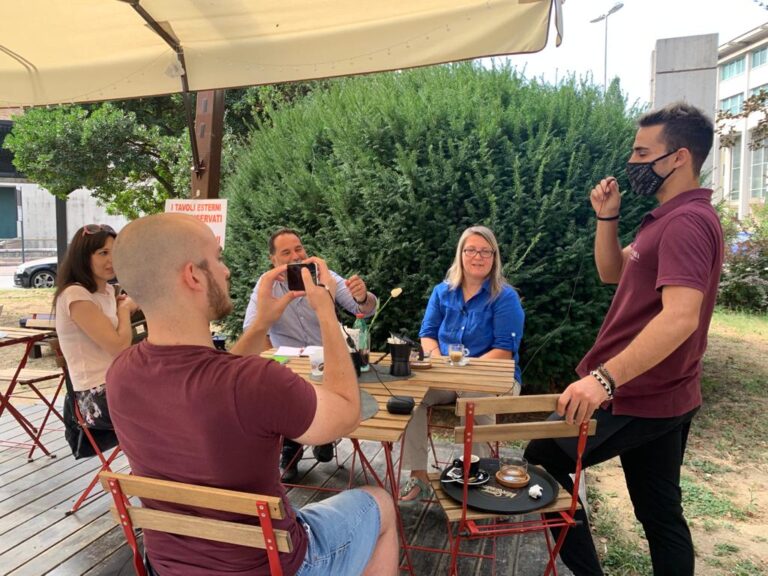 VIDEO / Regionali, la “prima” di Solimine: “La mia una candidatura dal basso, la gente è stanca della vecchia politica”