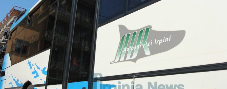 Domani a scuola, le regole per viaggiare in sicurezza