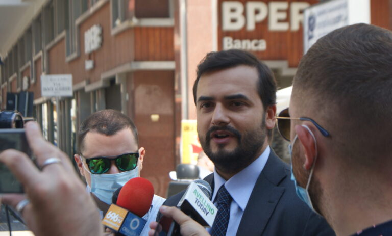 Vigili del Fuoco, Sibilia: “Da novembre stop alle differenze di trattamento economico tra Forze dell’Ordine”