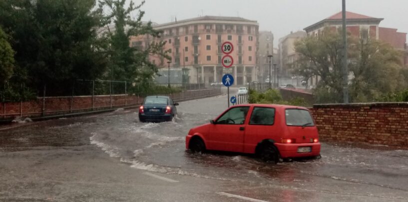 FOTO / Pioggia e vento, “caos” anche ad Avellino