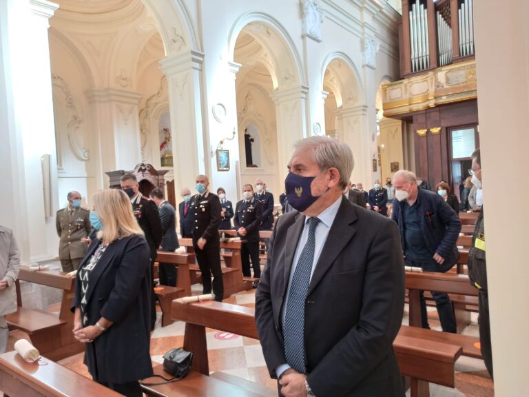 FOTO E VIDEO / San Michele per la Polizia.”Il nostro omaggio a Sant’Angelo dei Lombardi dopo 40 anni”. “Camorra sempre più insidiosa in Irpinia”