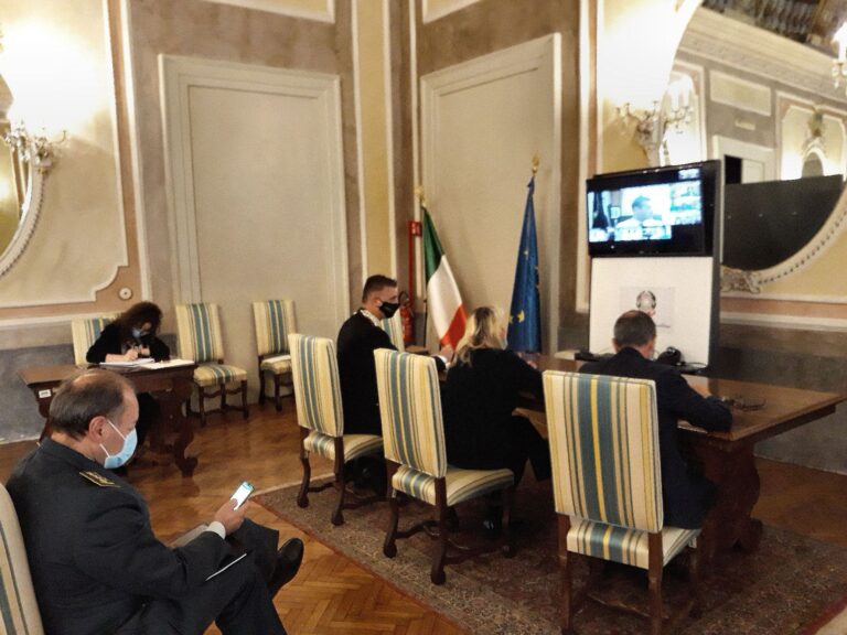 Emergenza Covid in Irpinia, riunione in Prefettura: più controlli delle forze dell’ordine