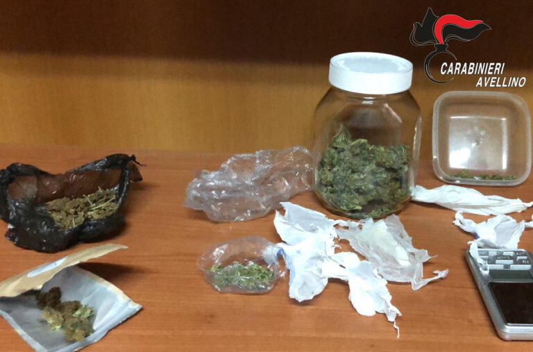 Serino, 19enne sorpreso con hashish e marijuana: arrestato dai carabinieri