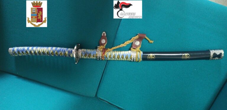 Benevento, lite tra giovani: 5 feriti e 2 arresti