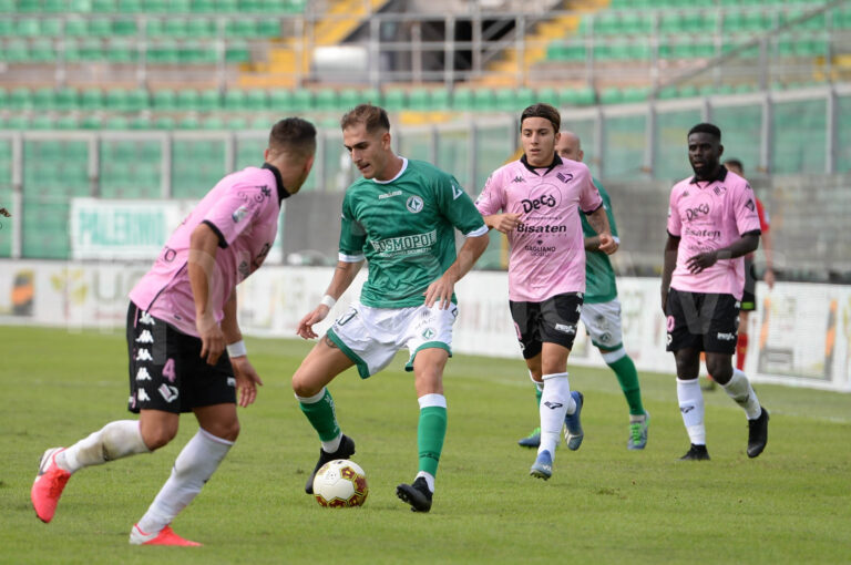 Us Avellino: stiramento al flessore della coscia per De Francesco