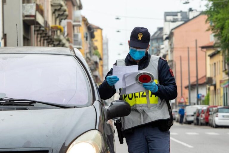 Covid: prorogata zona rossa Arzano fino al 4 novembre