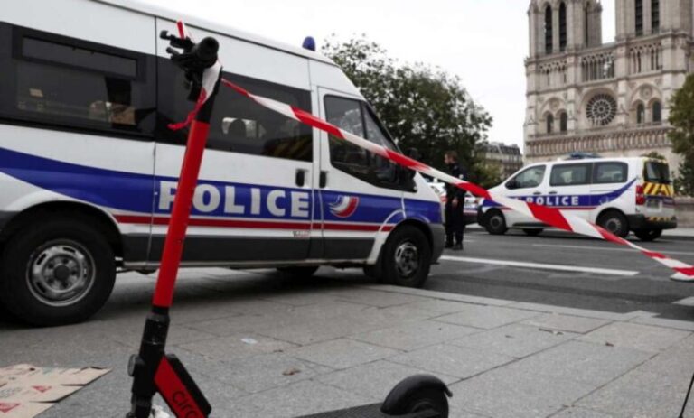 Nizza, attentato alla cattedrale di Notre-Dame: 3 morti