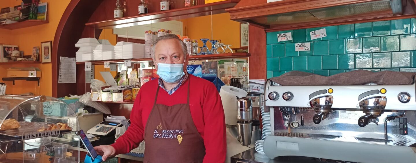 VIDEO / “Siamo opposizione ma responsabilmente al fianco del sindaco”. E il barista ammette: “Fatturato in calo del 50%”. Qui Avella…