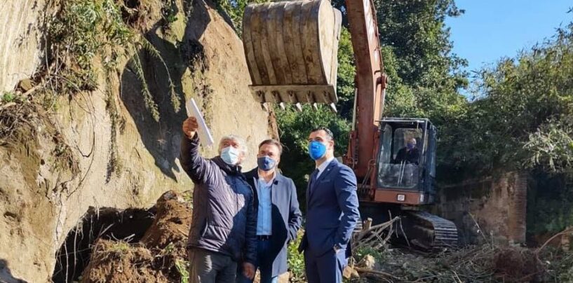 Autostazione, nuovo stop. Il sindaco: “Passiamo alla seconda ditta in graduatoria”. Via Cupa Muti verso la riapertura