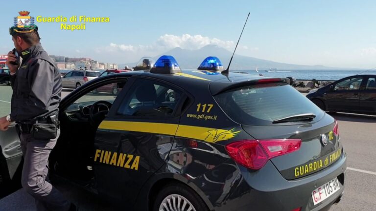 VIDEO/ Bancarotta fraudolenta: sequestrato noto ristorante a Posillipo