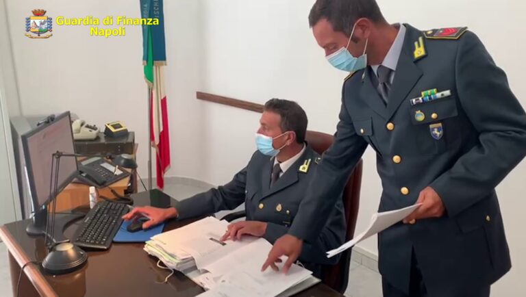 VIDEO/ Guardia di Finanza Napoli, fallimento pilotato: due persone nei guai