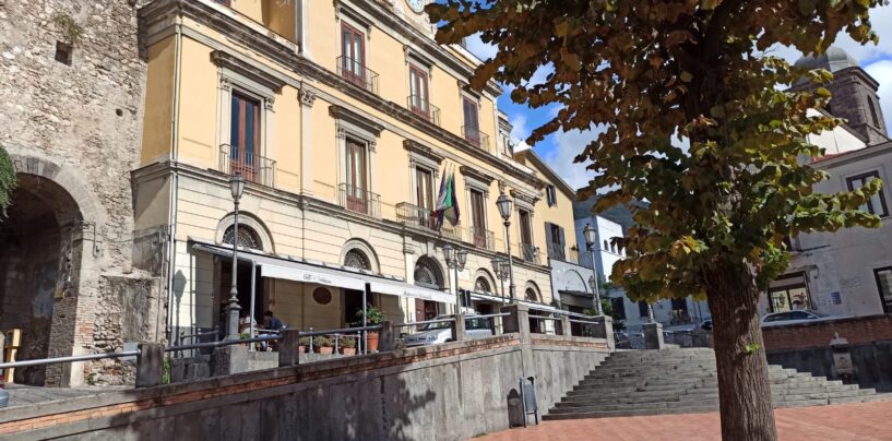Lauro: corsa a due per raccogliere l’eredità di Bossone
