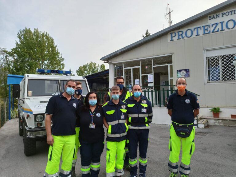 FOTO / Il mondo del volontariato premia la Protezione Civile, fiore all’occhiello di San Potito Ultra. “Abbiamo formato nuovi giovani angeli”