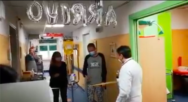 VIDEO/ Al Santobono una bella pagina di sanità campana: festa per il 15enne Carmine