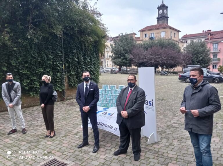 L’Asi dona 5.000 mascherine alla città, il sindaco ringrazia