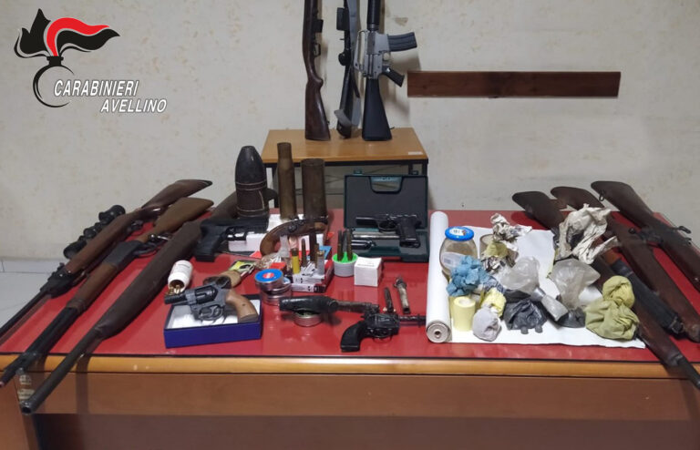 Serino, sequestrati esplosivi e armi clandestine dopo il raid in un esercizio pubblico