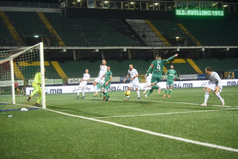 Avellino, beffa allo scadere: la Ternana passa al Partenio-Lombardi
