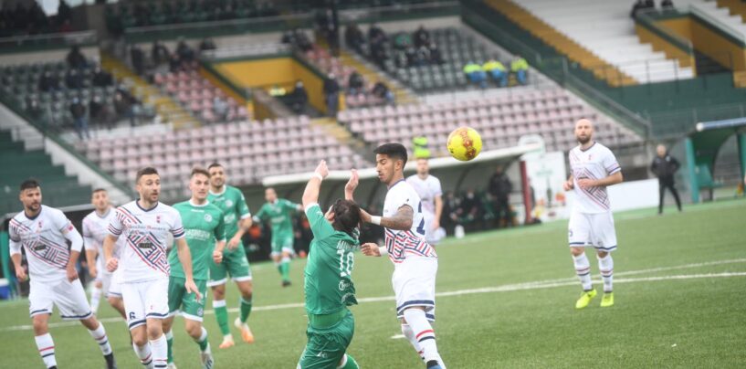 Autogol da comiche della Vibonese: è Natale anche per l’Avellino