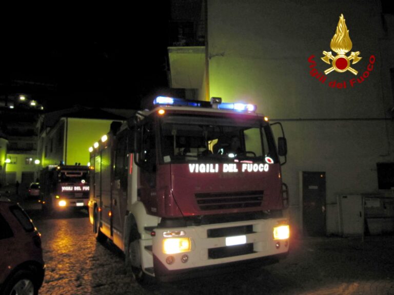 Incendio in appartamento a San Tommaso nella notte