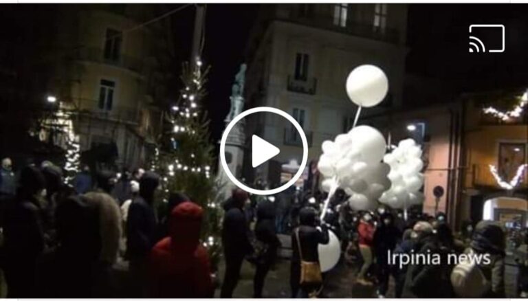 VIDEO/Avellino, l’ultimo saluto a Massimo D’Argenio, il fotoreporter più amato in città