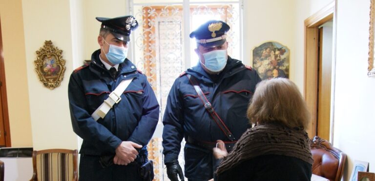 Sant’Angelo dei Lombardi. Si guasta la caldaia, carabinieri salvano dal freddo una ultranovantenne sola