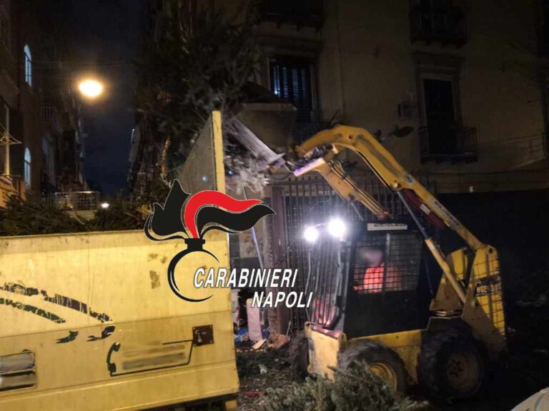 Falò di Sant’Antonio: raffica di sanzioni a Napoli
