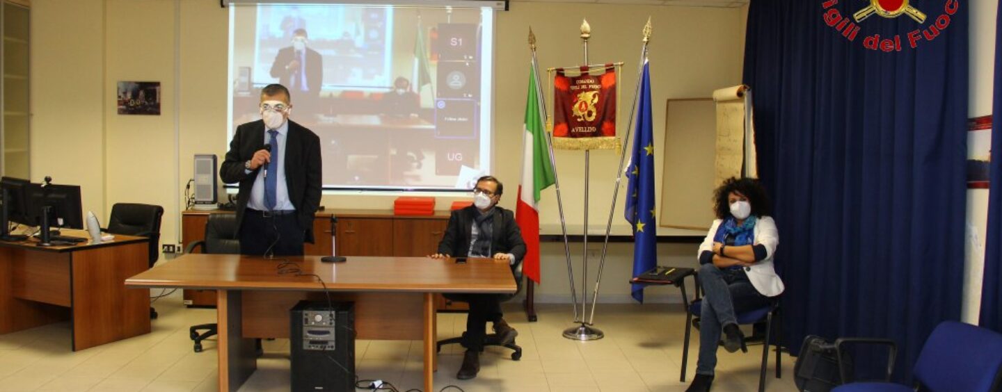 Vigili del fuoco Avellino, consegnate le benemerenze al personale operativo collocato a riposo