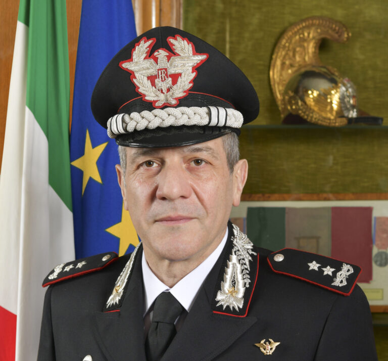 Napoli: il nuovo Capo di Stato Maggiore dell’Arma dei Carabinieri è il Generale Mario Cinque