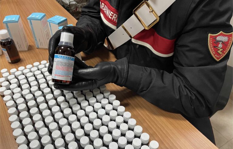 Torre Annunziata, in casa 221 flaconi di “droga da stupro”: arrestato un 43enne