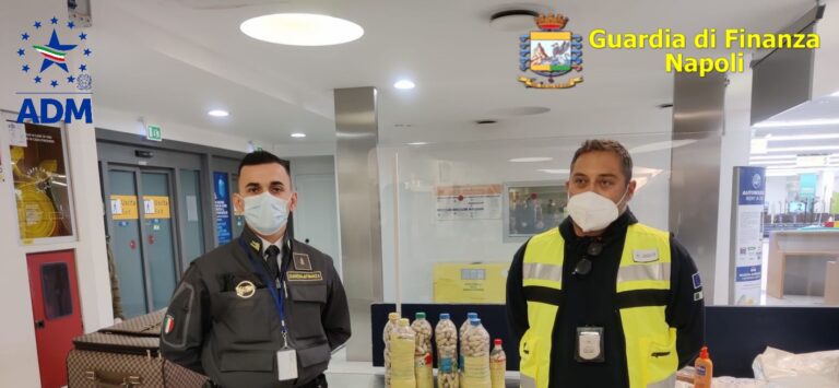 VIDEO/ Maxi sequestro di droga all’aeroporto di Capodichino