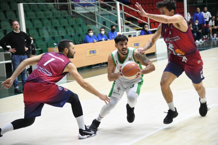 VIDEO / Scandone mai in partita: Cassino l’asfalta