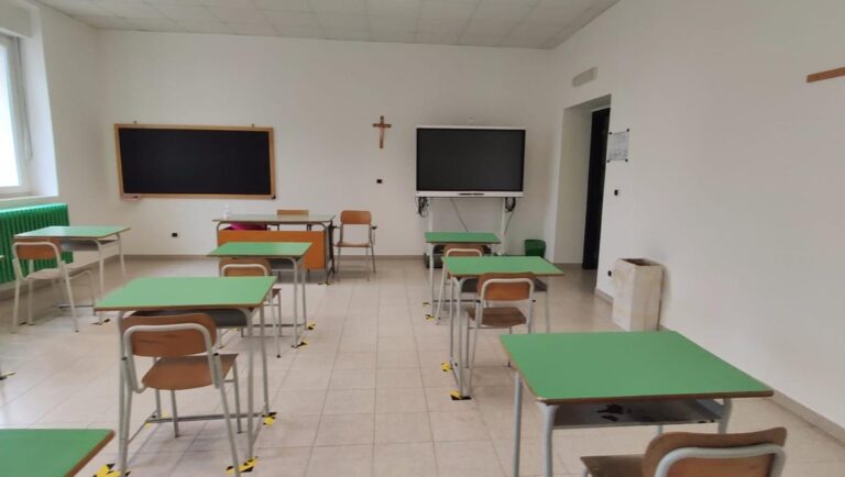 Scuola, Unione degli Studenti Avellino chiede la riapertura in sicurezza